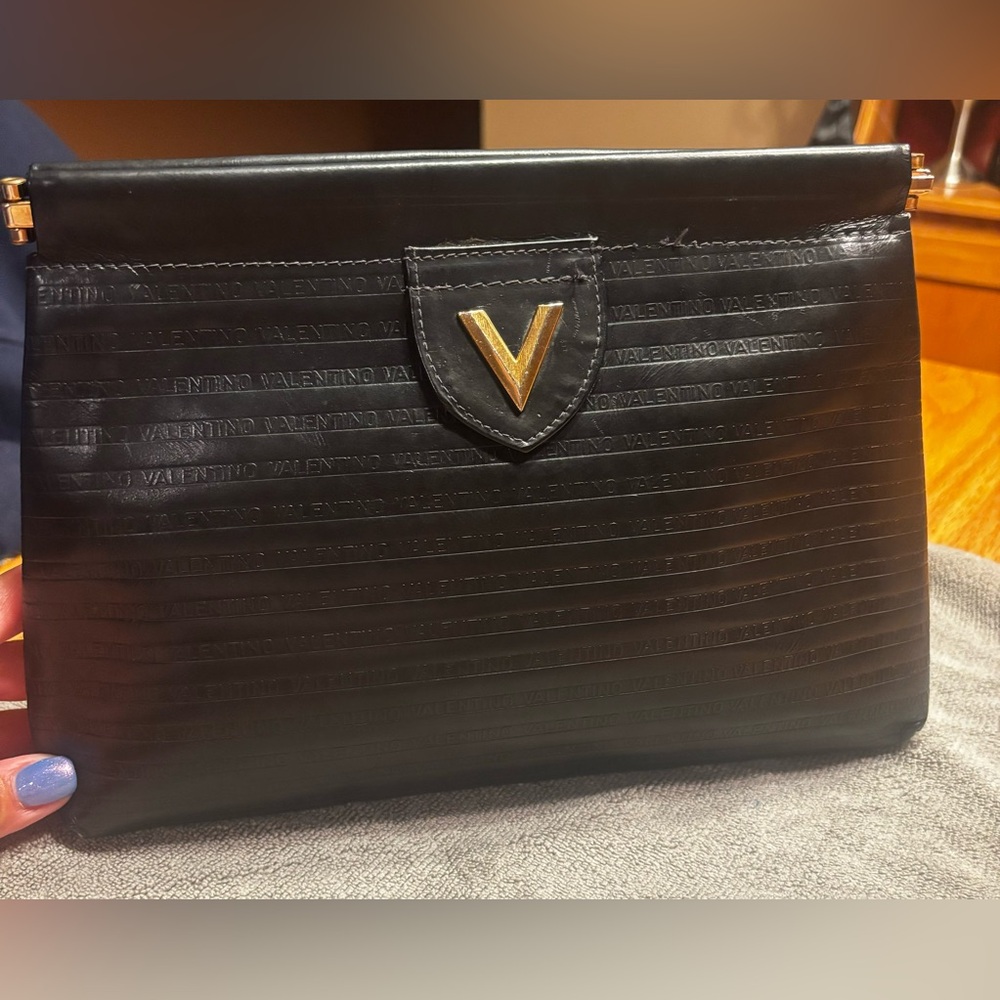 MARIO VALENTINO Black Leather Clutch Bag
